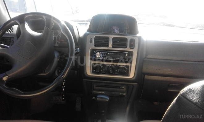 Mitsubishi Pajero io 1998, 186,000 km - 1.8 l - Sumqayıt