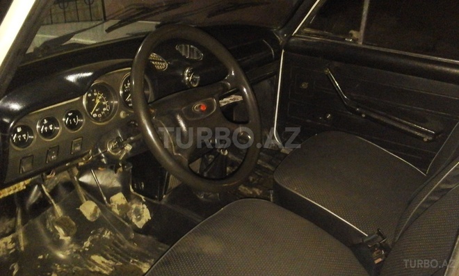 LADA (VAZ) 2106 1998, 22,000 km - 1.5 l - Quba