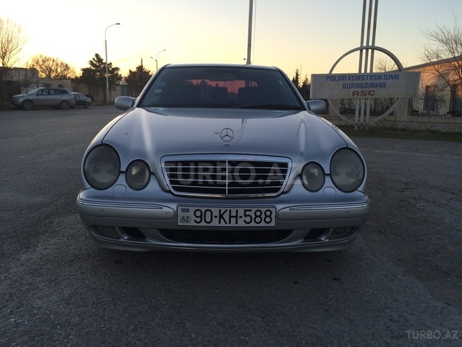 Mercedes E 320 2000, 257,313 km - 3.2 l - Bakı