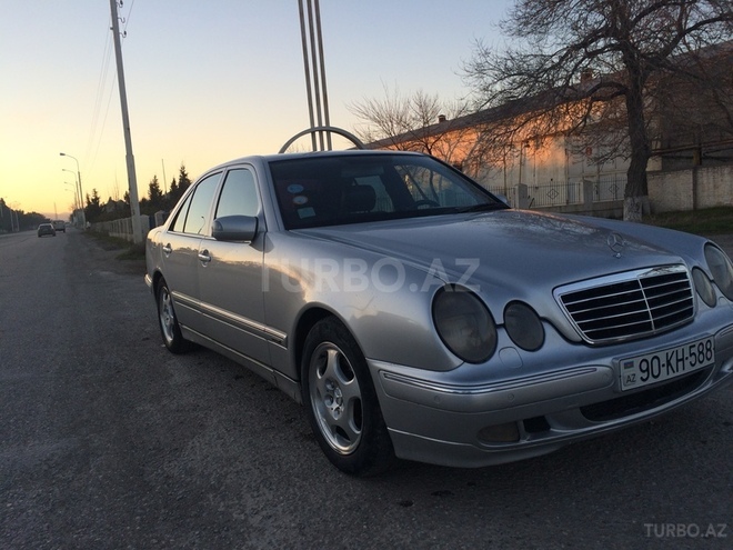 Mercedes E 320 2000, 257,313 km - 3.2 l - Bakı
