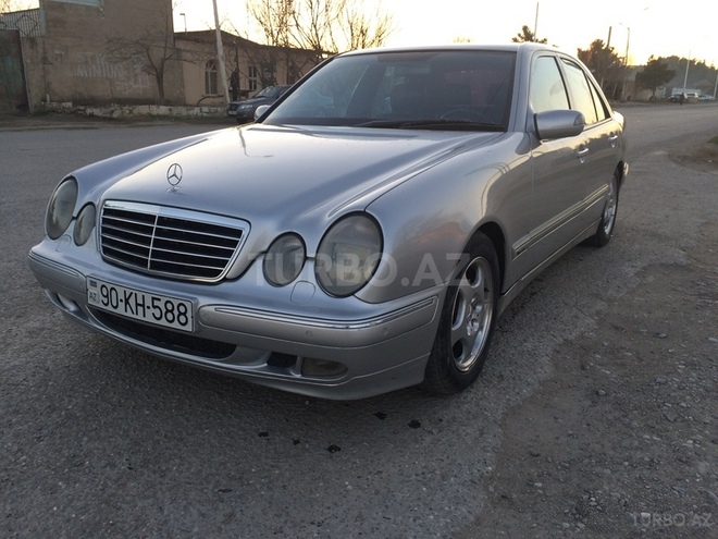 Mercedes E 320 2000, 257,313 km - 3.2 l - Bakı
