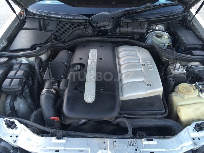 Mercedes E 320 2000, 257,313 km - 3.2 l - Bakı