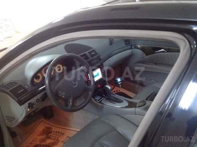 Mercedes E 270 2003, 245,000 km - 2.7 l - Bakı