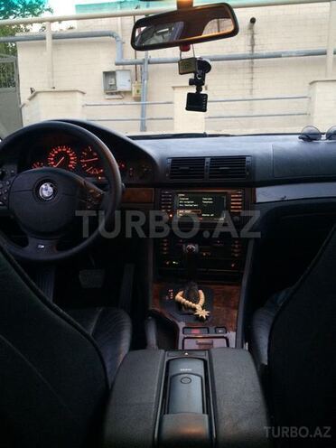 BMW 530 2001, 214,000 km - 3.0 л - Bakı