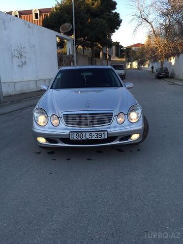 Mercedes E 220 2005, 146,000 km - 2.2 л - Bakı
