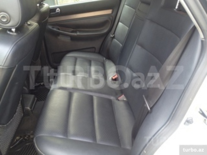 Audi A4 1999, 275,000 km - 0.2 l - Ucar
