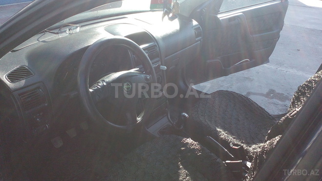 Opel Astra 1998, 250,000 km - 1.6 l - Bakı