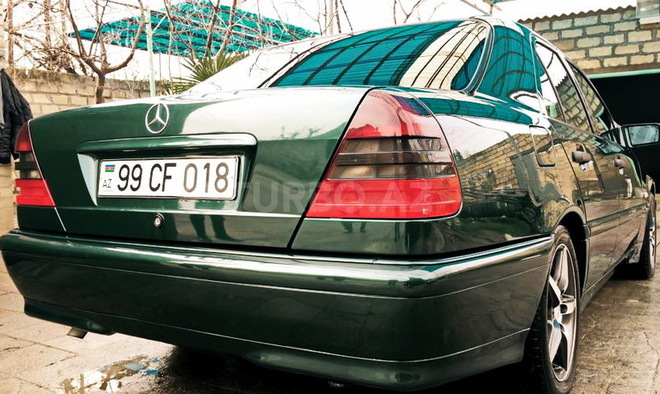 Mercedes C 200 1999, 147,111 km - 2.0 л - Şirvan