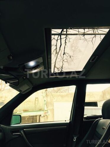 Mercedes C 200 1999, 147,111 km - 2.0 л - Şirvan