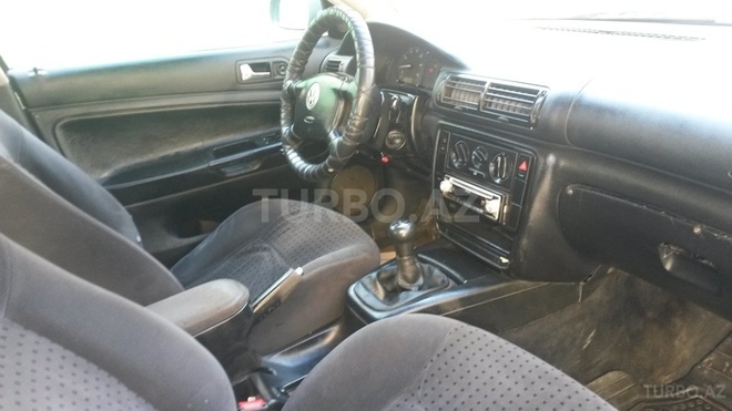 Volkswagen Passat 1997, 220,000 km - 1.8 l - Bakı