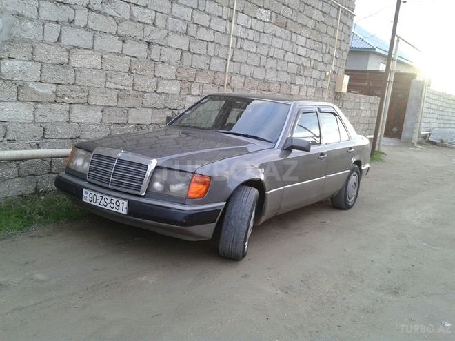 Mercedes E 200 1990, 820,000 km - 2.0 l - Bakı