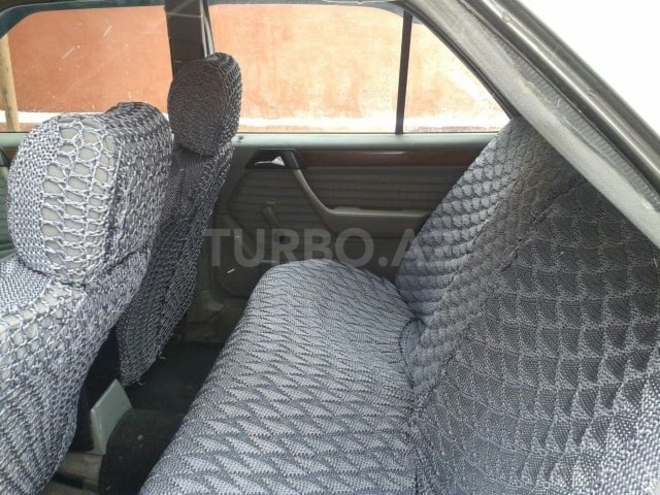 Mercedes E 200 1990, 820,000 km - 2.0 l - Bakı