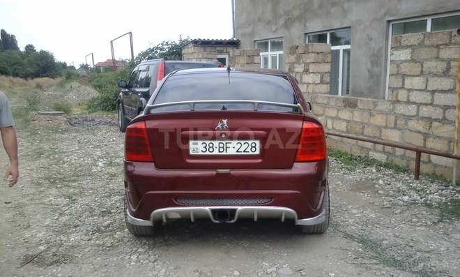 Opel Astra 1998, 202,450 km - 1.6 l - Qusar