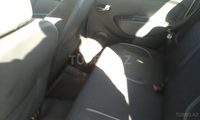 Renault Logan 2015, 31,500 km - 1.6 l - Bakı