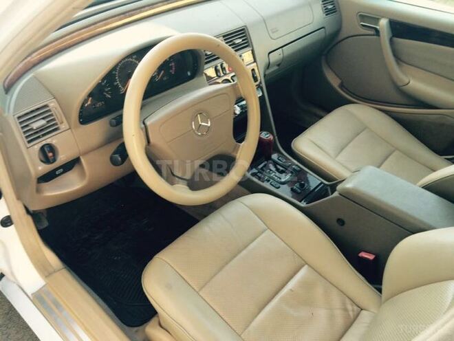 Mercedes C 230 1998, 172,000 km - 2.3 л - Bakı