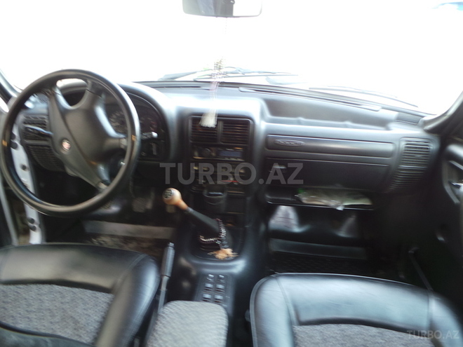 GAZ 31105 2004, 133,000 km - 2.3 л - Bakı