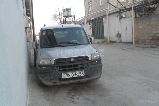 Fiat Doblo 2001, 225,000 km - 1.9 l - Bakı