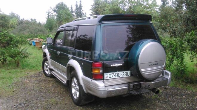 Mitsubishi Pajero 1992, 250,000 km - 2.5 l - Astara