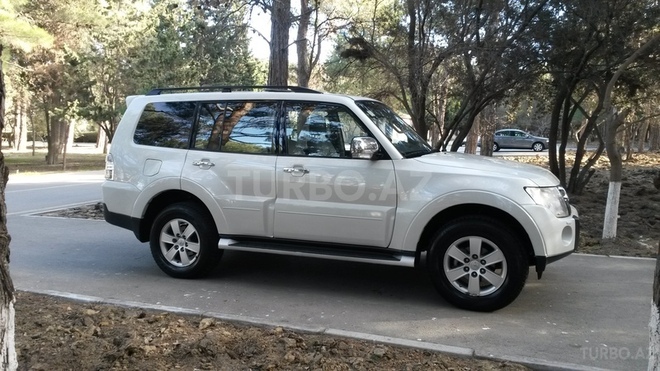 Mitsubishi Pajero 2008, 112,000 km - 3.0 l - Sumqayıt