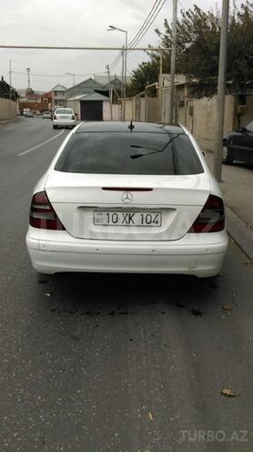 Mercedes E 220 2002, 2,145 km - 2.2 l - Bakı