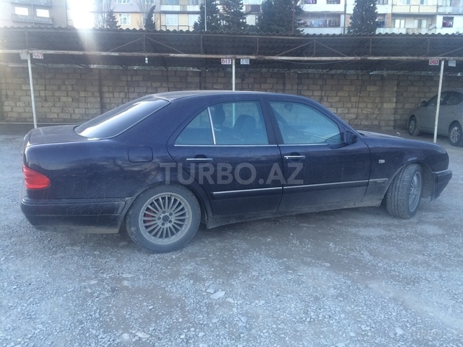 Mercedes E 320 1996, 280,000 km - 3.2 л - Bakı