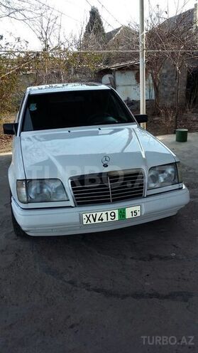 Mercedes E 220 1995, 399,999 km - 2.2 l - Gəncə