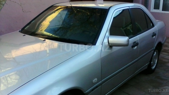 Mercedes C 250 1998, 193,000 km - 2.5 l - Bakı
