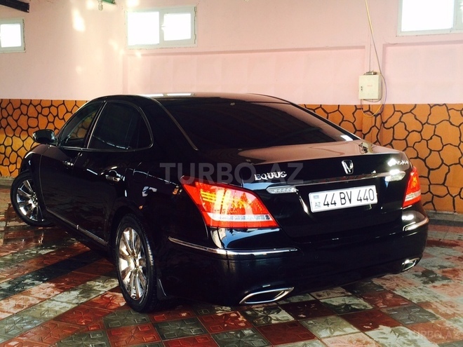 Hyundai Equus 2010, 86,000 km - 4.6 л - Masallı