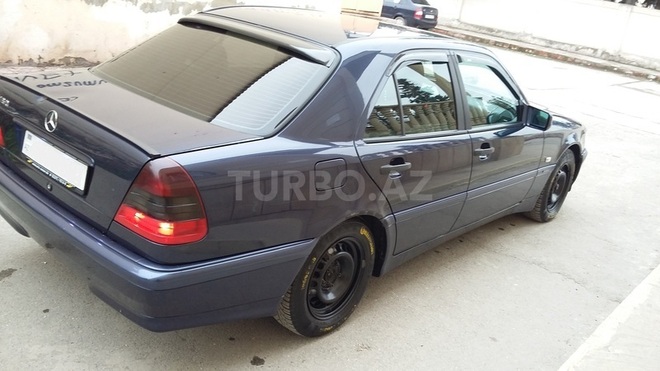 Mercedes C 180 1998, 248,000 km - 1.8 l - Quba