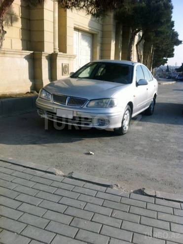 Nissan Sunny 2001, 200,000 km - 1.6 l - Bakı