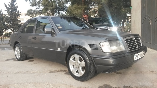 Mercedes E 250 1994, 477,381 km - 2.5 л - Sumqayıt