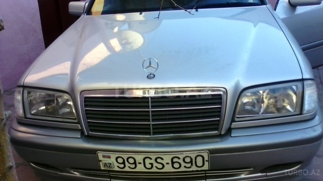 Mercedes C 250 1998, 193,000 km - 2.5 l - Bakı