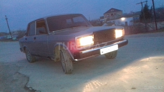 LADA (VAZ) 2107 2002, 60,000 km - 0.2 l - Neftçala