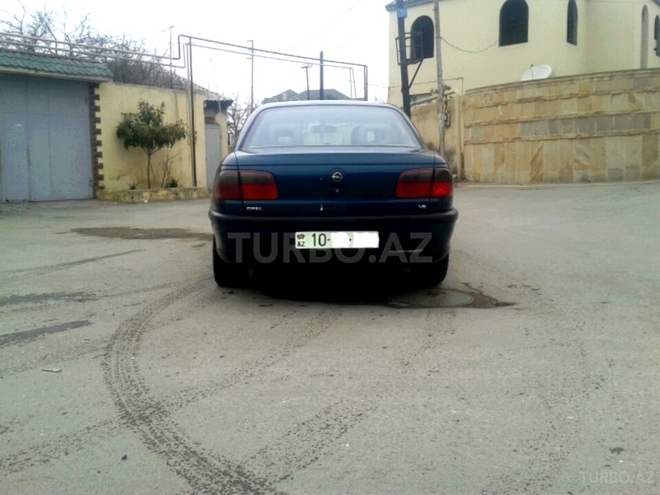 Opel Omega 1996, 31,600 km - 0.3 l - Bakı