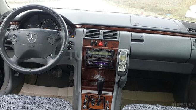 Mercedes E 270 1999, 26,000 km - 2.7 л - Bakı