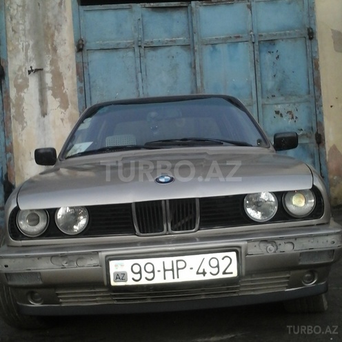 BMW 318 1984, 450,000 km - 0.3 l - Bakı