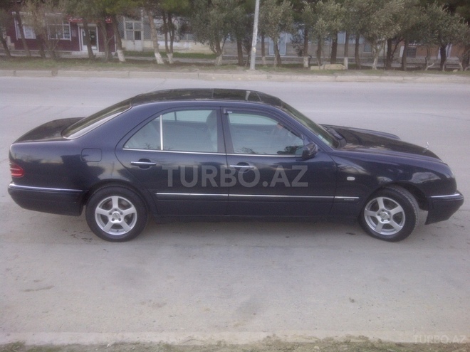 Mercedes E 200 1998, 180,910 km - 2.0 л - Bakı