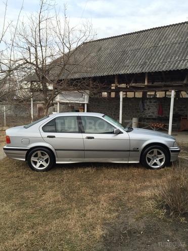 BMW 320 1993, 250,000 km - 2.0 l - Oğuz