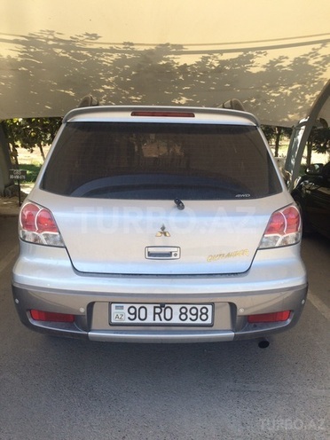 Mitsubishi Outlander 2004, 111,000 km - 2.4 l - Bakı