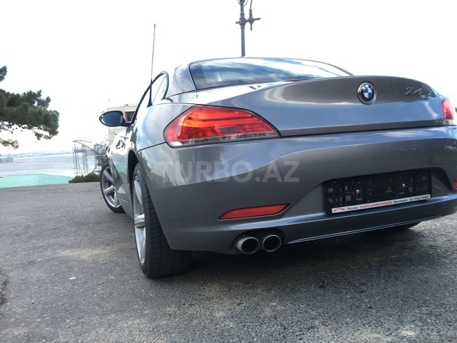 BMW Z4 2010, 61,000 km - 2.5 l - Bakı