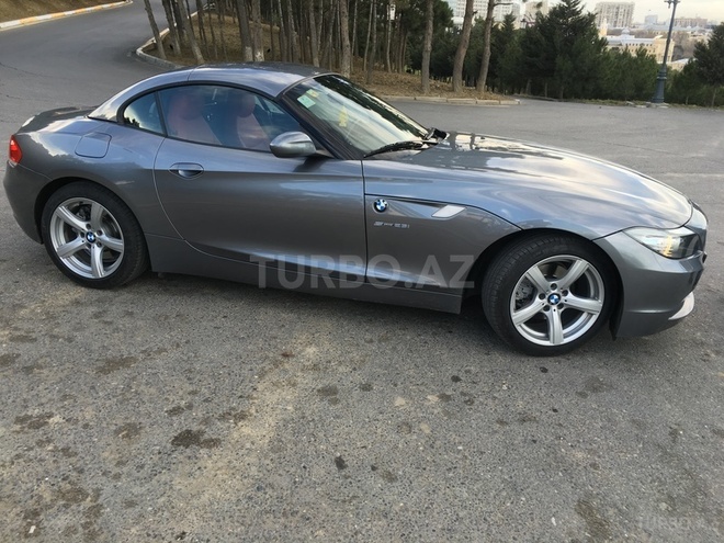 BMW Z4 2010, 61,000 km - 2.5 l - Bakı