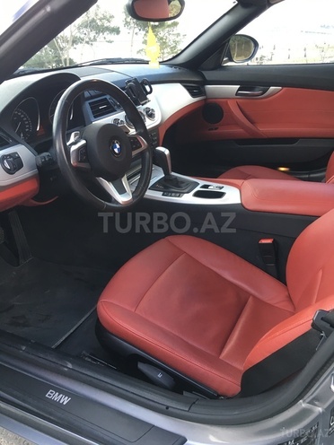 BMW Z4 2010, 61,000 km - 2.5 l - Bakı