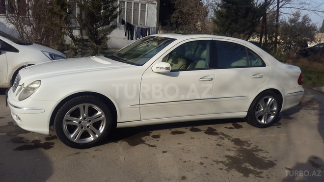 Mercedes E 320 2002, 220,000 km - 3.2 l - Bakı