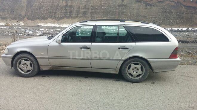Mercedes C 220 1999, 43,000 km - 2.2 l - Bakı