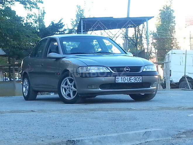 Opel Vectra 1996, 280,000 km - 2.5 л - Bakı