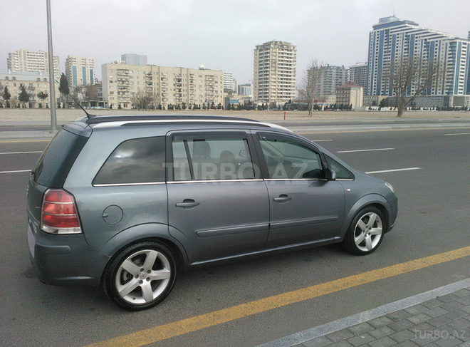 Opel Zafira 2005, 207,500 km - 1.9 l - Bakı