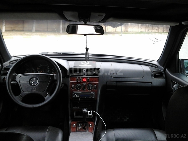Mercedes C 240 1997, 360,000 km - 2.4 л - Bakı