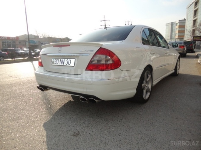 Mercedes E 320 2003, 238,000 km - 3.2 л - Bakı