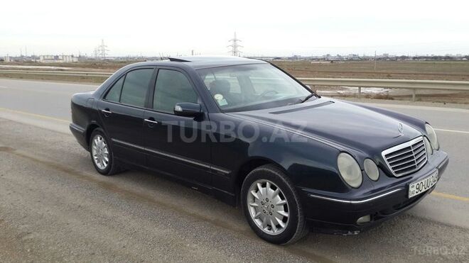 Mercedes E 270 1999, 226,000 km - 2.7 l - Xırdalan