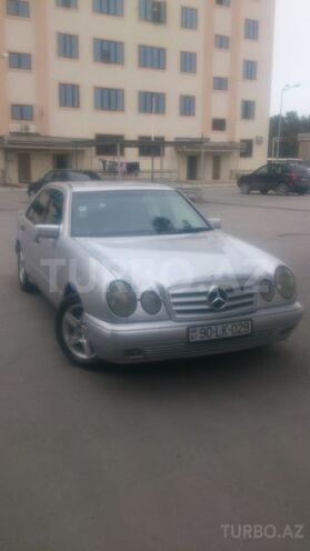 Mercedes E 200 1997, 335,000 km - 2.0 l - Bakı